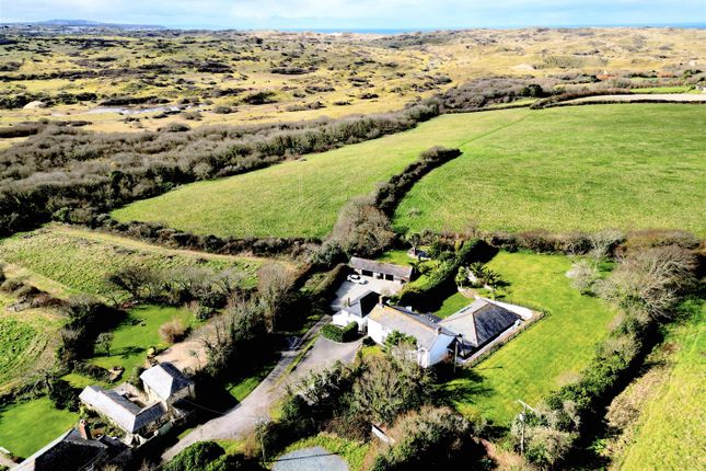 Trebisken House With Dunes.Jpg