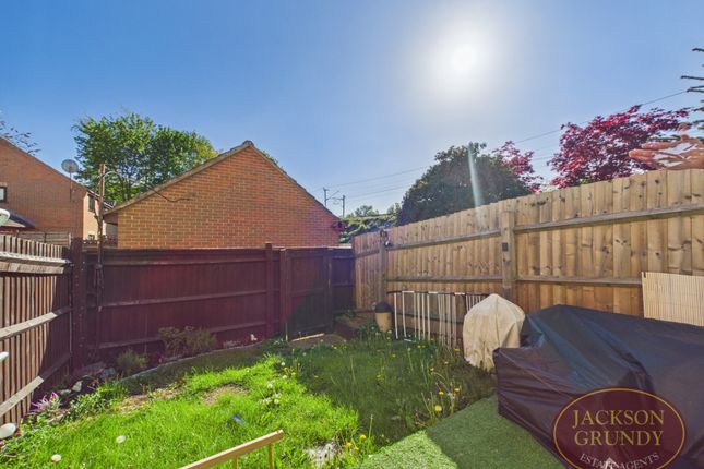 136, Woodpecker Way, Northampton photo 4