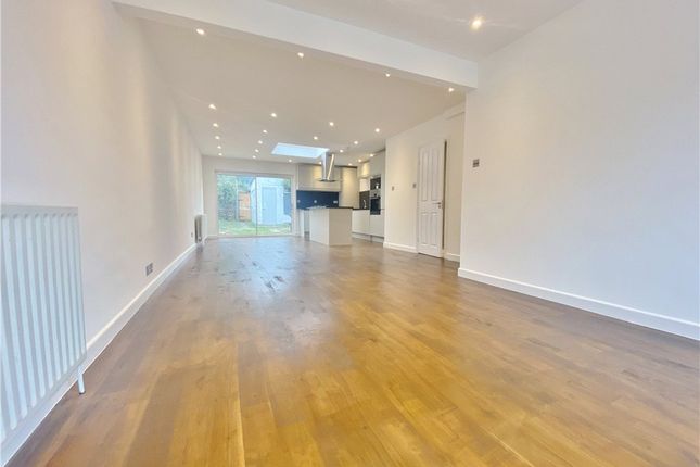 190, Lincoln Avenue, Twickenham photo 2