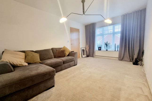 15, Grassendale, St. Helens photo 4