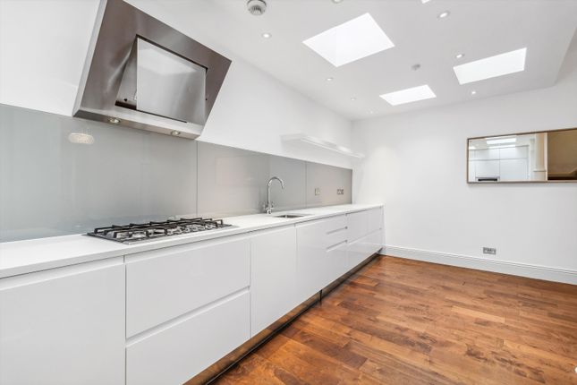 Ovington Mews, London photo 4