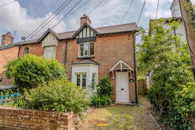 9 Greenhill Close-01.Jpg