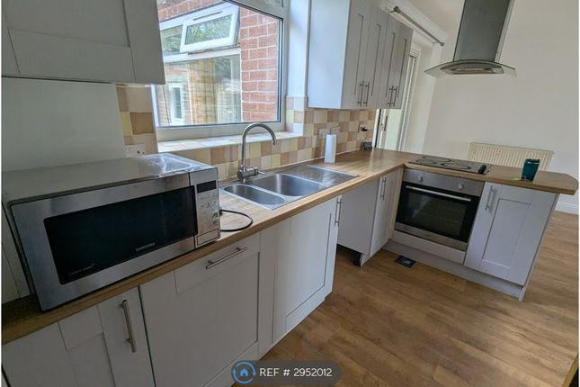 Hardfield Road, Middleton, Manchester photo 5