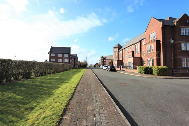 Flat for sale in Stansfield Drive, Grappenhall, Warrington