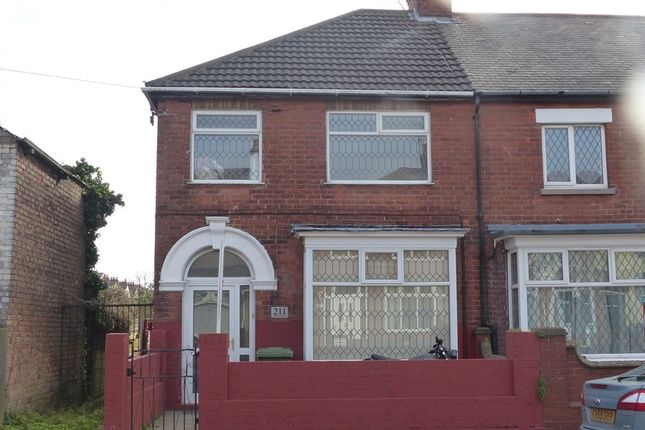 End terrace house to rent in Daubney Street, Cleethorpes