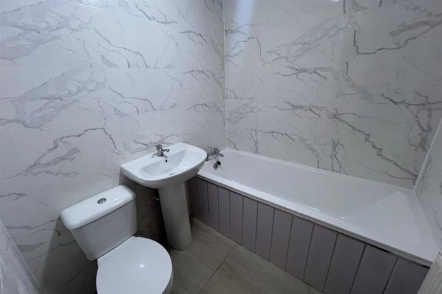 Flat 4, 55, Redhouse Street, Walsall photo 4