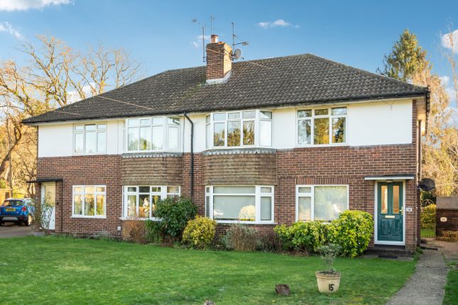 Thumbnail Maisonette for sale in Hither Meadow, Chalfont St Peter