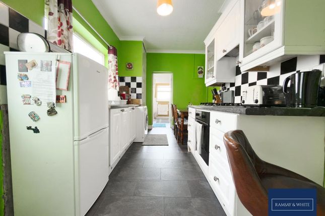 26, Cwmaman Road, Aberdare photo 4