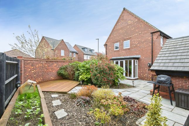 6, Hargate Lane, Newton Solney photo 4