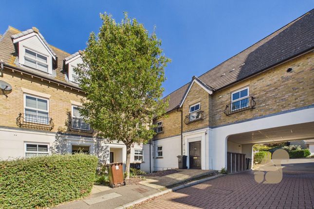 1-bed flat on 23 Sandmartin Crescent, Colchester, £150,000