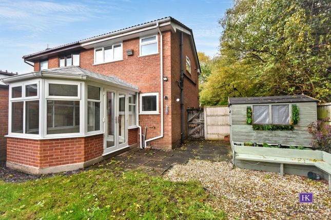 40 Colwyn Close, Warrington photo 2
