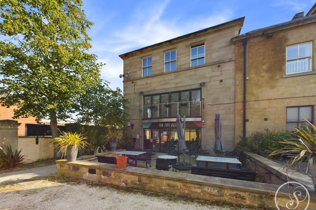 2-bed flat on Flat 5 Stratford House, Stainbeck Lane, Leeds, £210,000