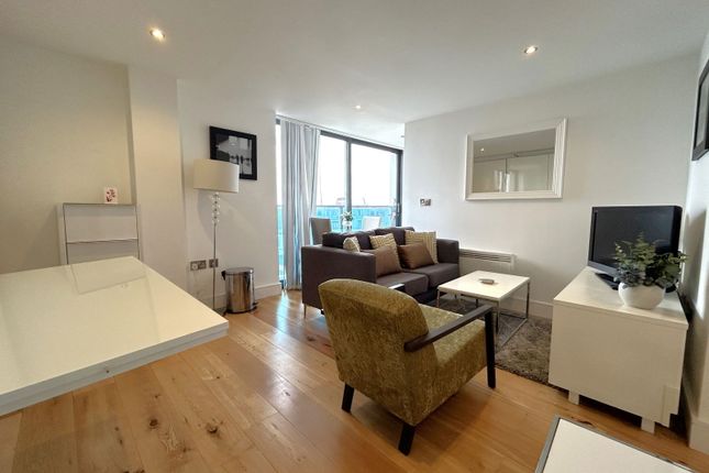 Trident House, 76,Flat 70, Station Road, Hayes photo 2