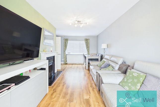 14, Gibson Grove, Manchester photo 2