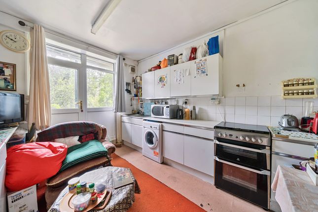 126A,, Tressillian Road, London photo 3