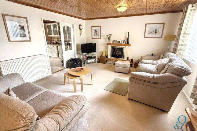 27, Carrickowel Crescent, St Austell photo 3