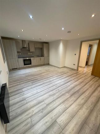 Flat 4, 40a Castle Street, Telford photo 4