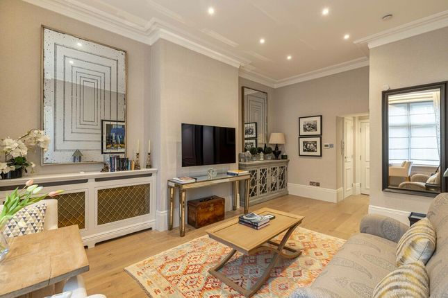 Thumbnail Flat to rent in Wilbraham Place, Chelsea