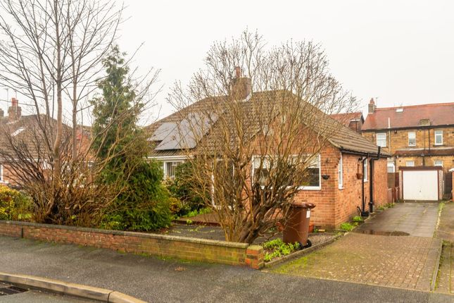 19 Dean Park Drive, Drighlington photo 2