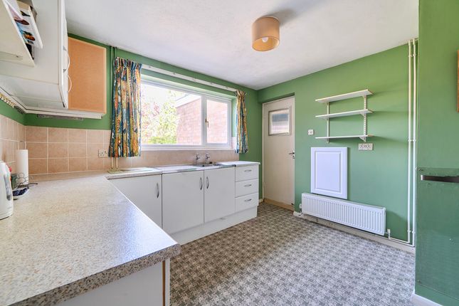 33, Whaddon Way, Milton Keynes photo 4