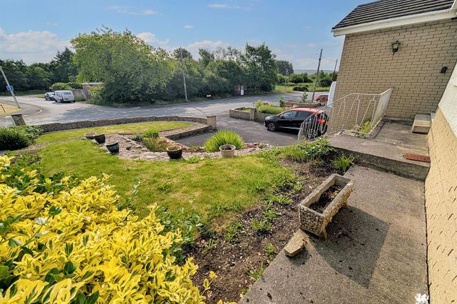 37, Banc Pendre, Kidwelly photo 3