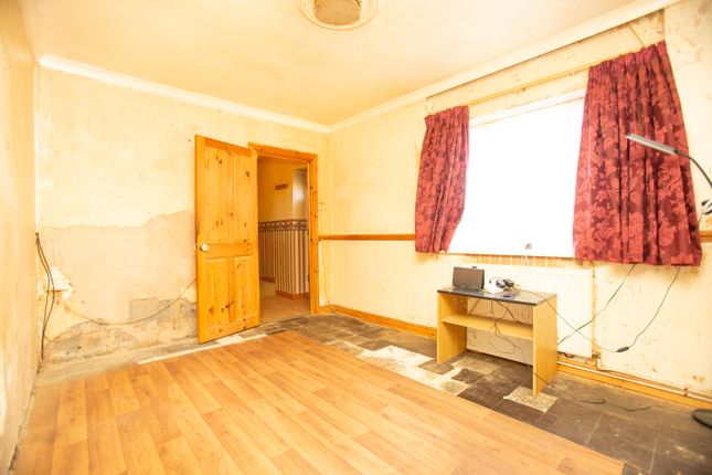22, Cherry Close, Atherstone photo 4