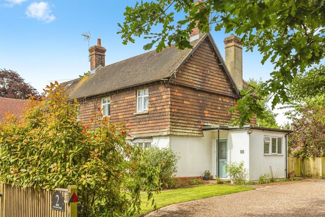 Thumbnail Cottage for sale in London Road, Hassocks