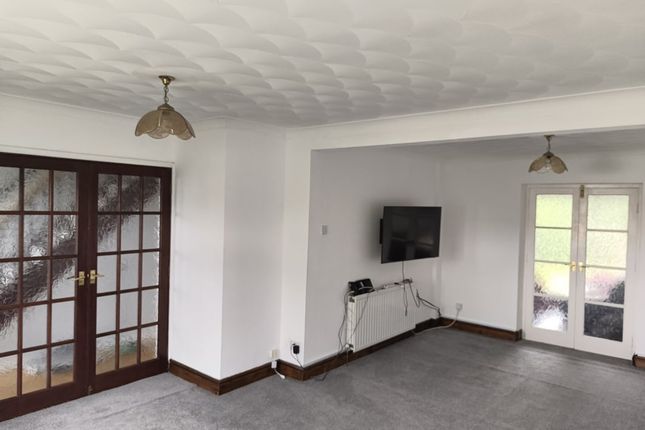 12 Lanherne Avenue, St Mawgan, Newquay photo 2