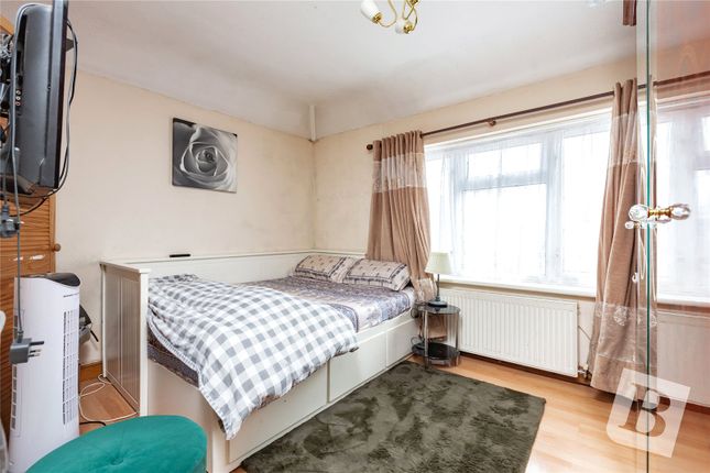 Maisonette for sale in Grafton Road, Dagenham