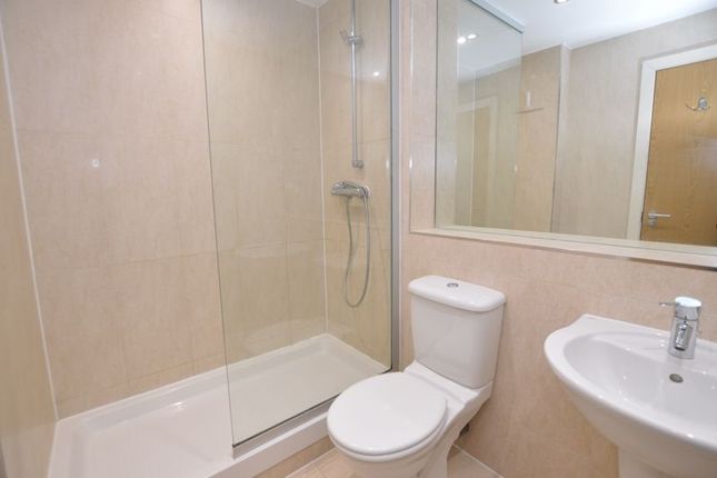Flat for sale in The Atrium, Woolsack Way, Godalming