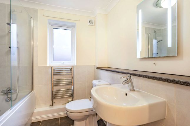 Flat 3,, Morley Court, Cambridge photo 4