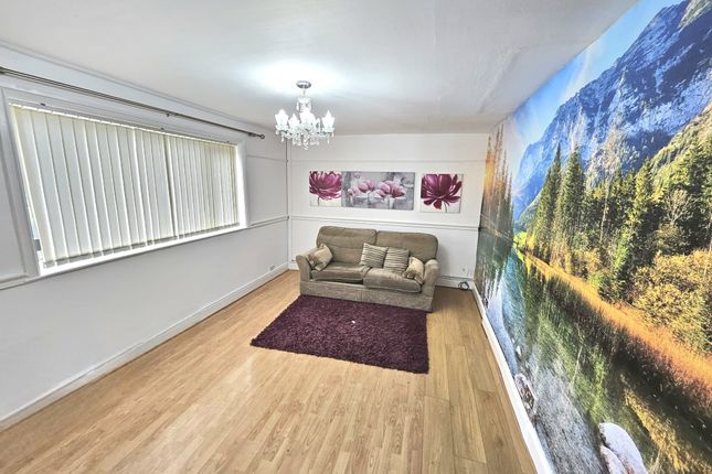 38, Firethorn Avenue, Manchester photo 5