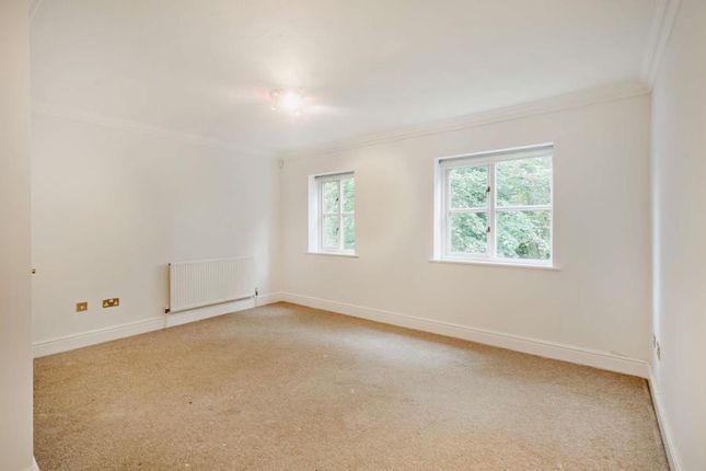 Property to rent in Molteno Road, Watford