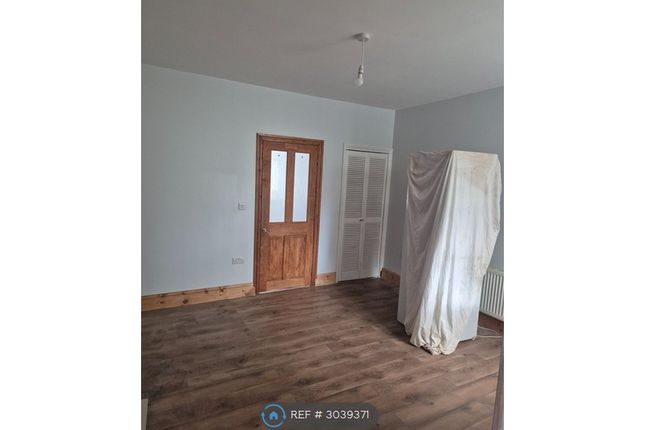Oversley St, Tinsley, Sheffield photo 5