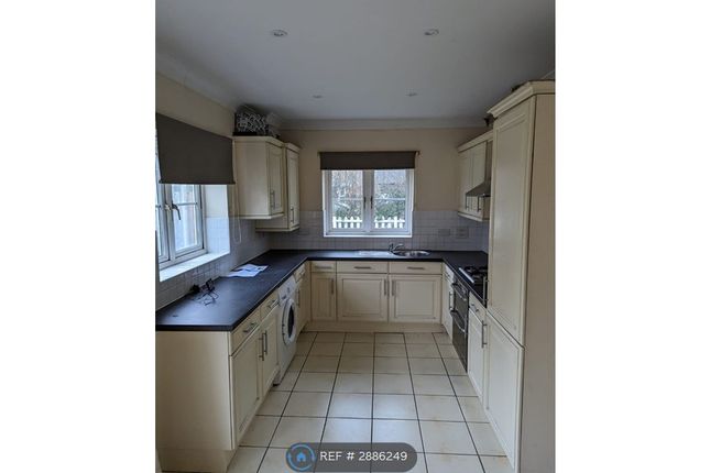 Hillview, Stratford Upon Avon photo 5