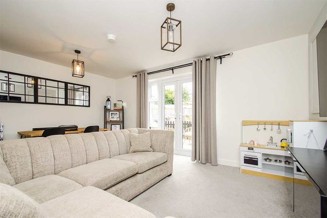 36, Buckley Way, Burntwood photo 3