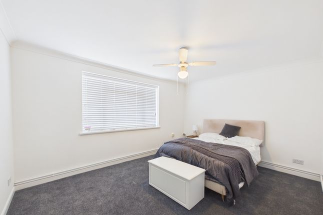 1 Orchard House, Crabtree Lane, Lancing photo 2