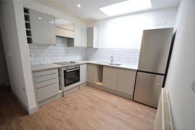 Thumbnail Flat to rent in High Street, Caterham, Surrey