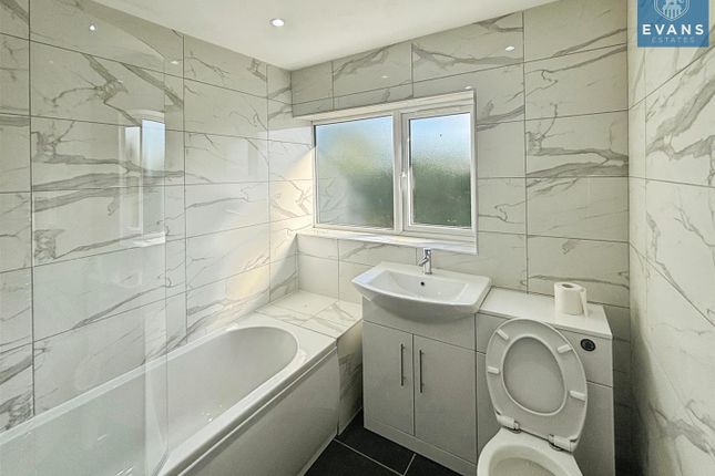 10, Parkville Close, Coventry photo 4