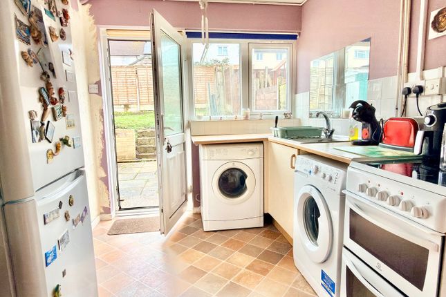 37, Despenser Road, Tewkesbury photo 3