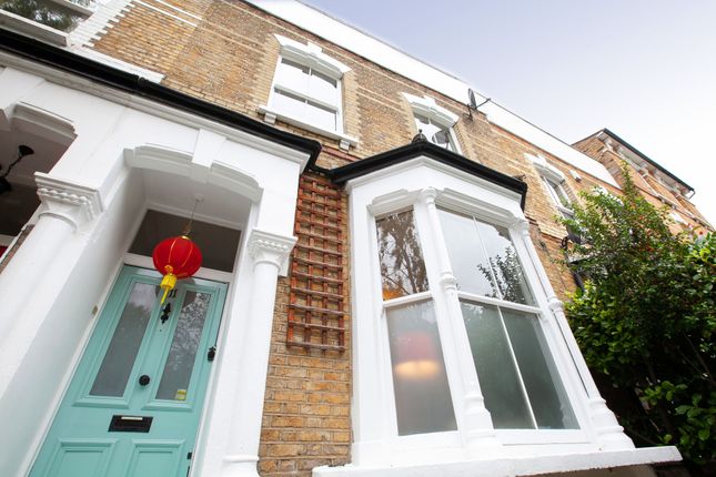Thumbnail Detached house to rent in Evering Road, London