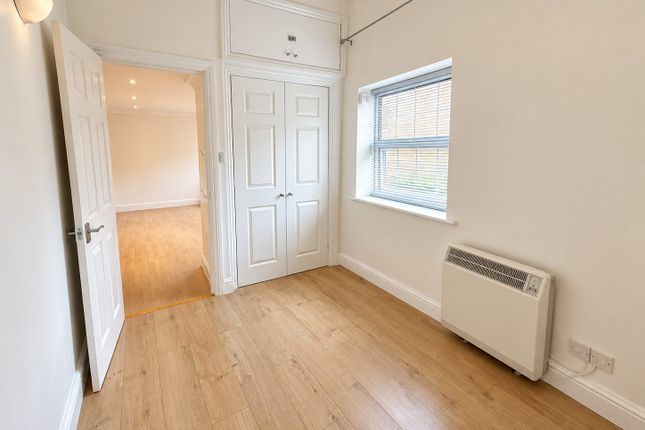 Flat 6, Royal Albert Hotel, Southampton photo 5