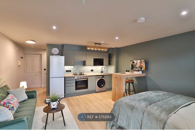 Flat, Brand New  Private Parking, Bicester photo 5