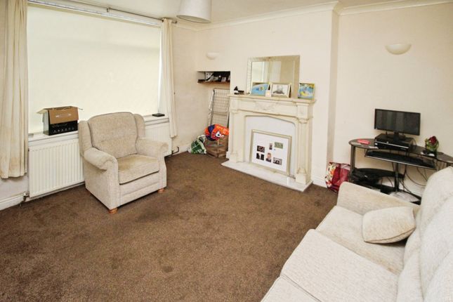 67, Eden Terrace, Durham photo 2