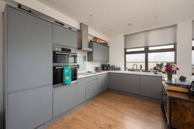 10 Oystergate Apartments,, Wraik Hill, Whitstable photo 4