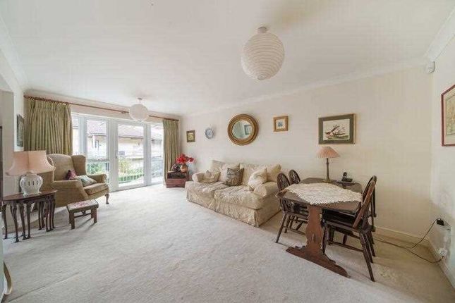 Chairmans Walk, Denham Garden Village photo 2