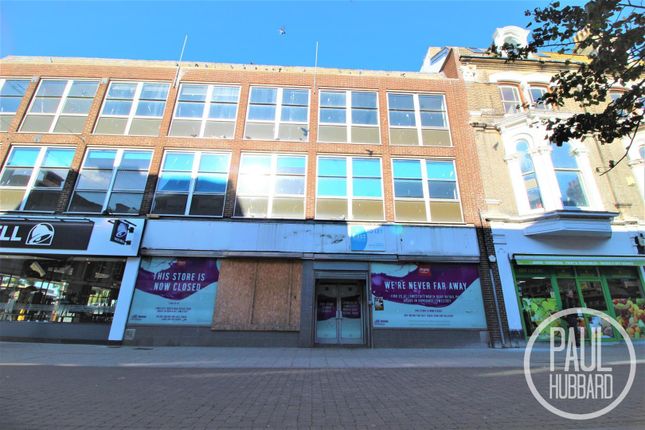 Retail premises to let in London Road North, Lowestoft, Suffolk