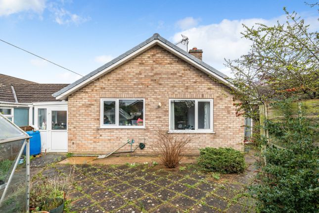 Detached bungalow for sale in Quintin Close, Bracebridge Heath, Lincoln, Lincolnshire