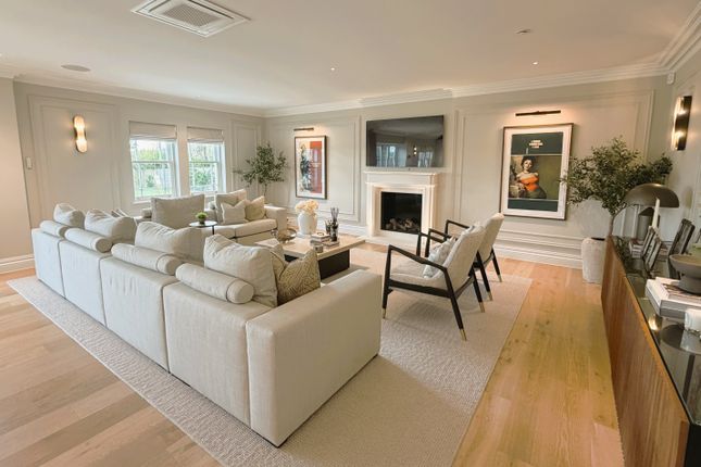 Silverhall, Southwick Road, Fareham photo 4