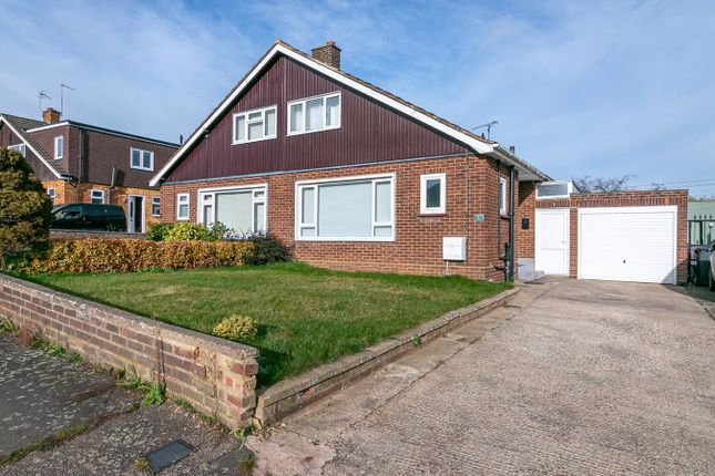 Semi-detached bungalow to rent in Priory View, Little Wymondley, Hitchin SG4